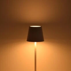 Επιτραπέζιο φωτιστικό αφής LED Brave Ι Pakoworld επαναφορτιζόμενο σε λευκή απόχρωση Φ11.5x37εκ