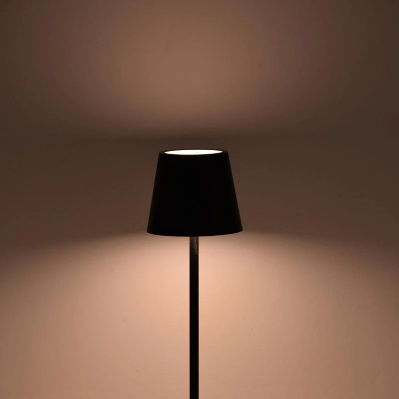 Επιτραπέζιο φωτιστικό αφής LED Brave Ι Pakoworld επαναφορτιζόμενο σε μαύρη απόχρωση Φ11.5x37εκ 4 Επιτραπέζιο φωτιστικό αφής LED Brave Ι Pakoworld επαναφορτιζόμενο σε μαύρη απόχρωση Φ11.5x37εκ - Image 4